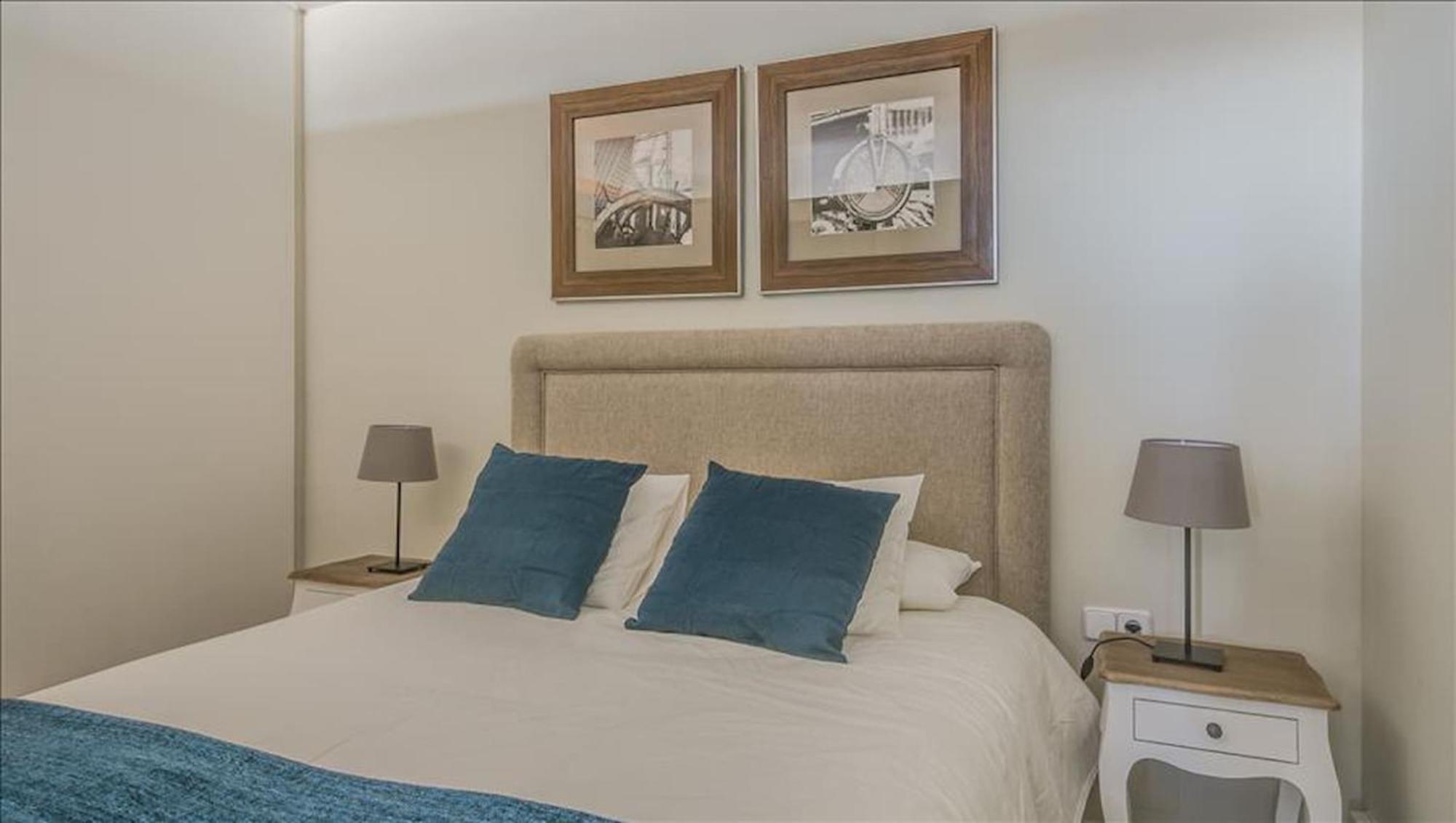 Colon Suites Madrid Exterior foto